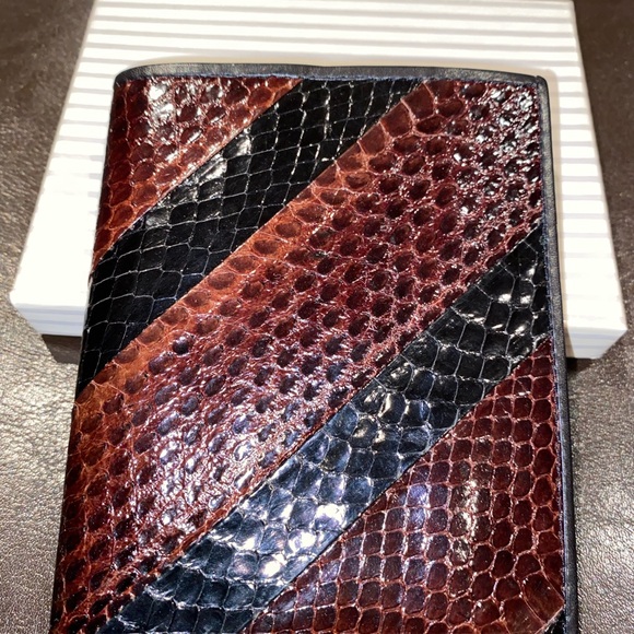 Geoffrey Beene Brown Leather Wallet -NWOT - Picture 4 of 5